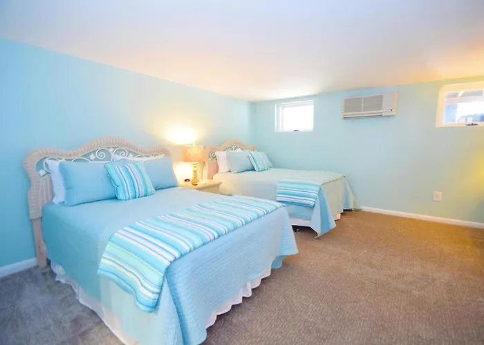 Harbour Island 21c Townhouse